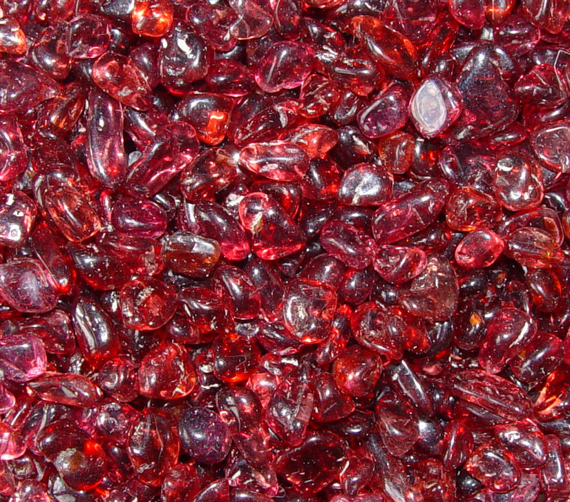 Granat hellrot Pyrop Perlen 1A - Kristallstab A