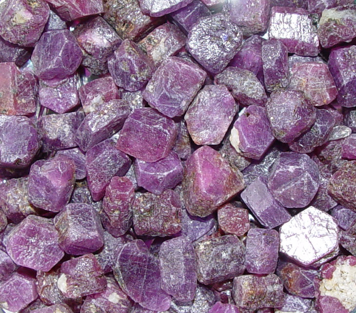 Rubin hexagonale Kristalle - Kristallstab A