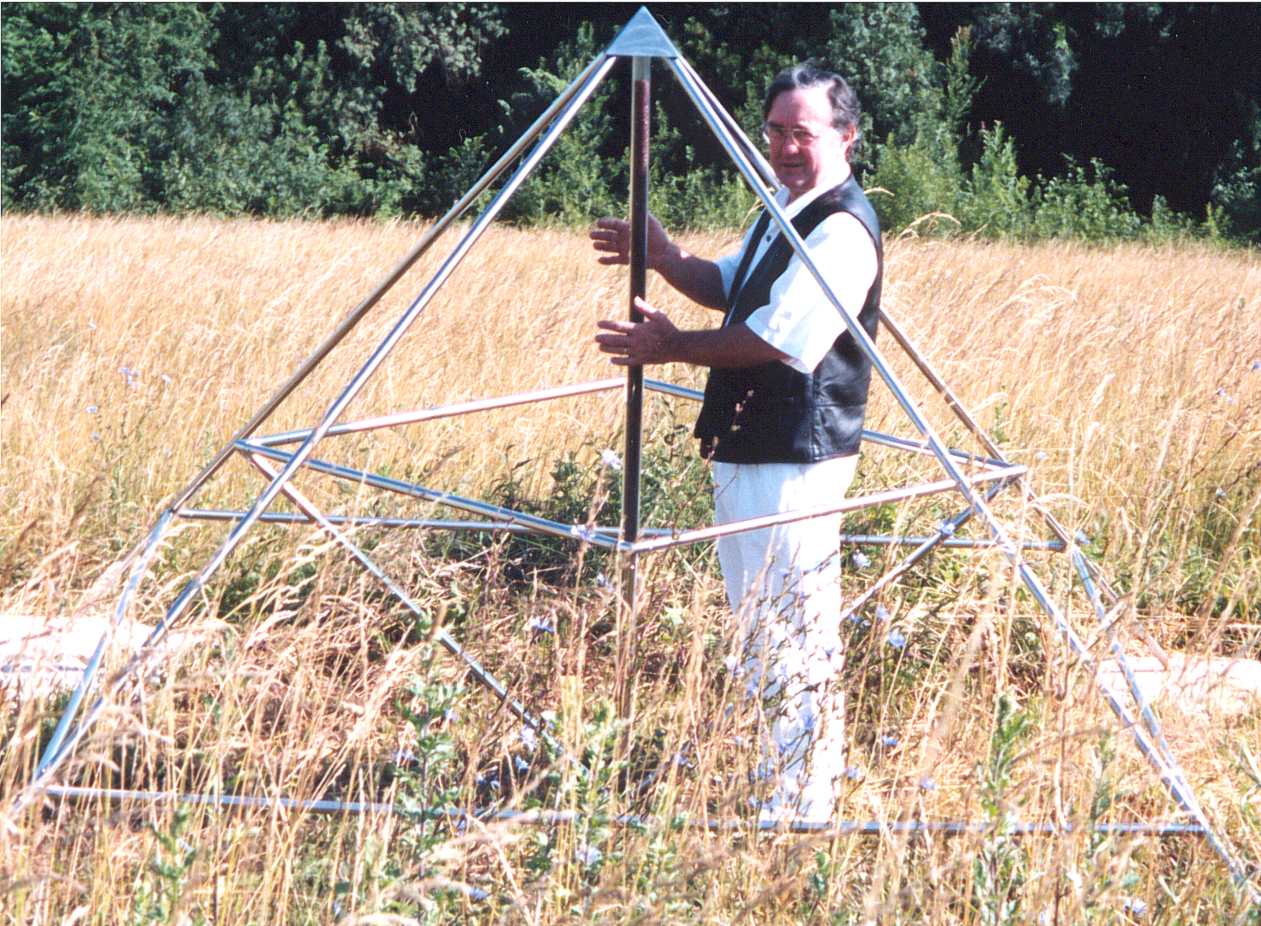 Horus Energiepyramide Modell C